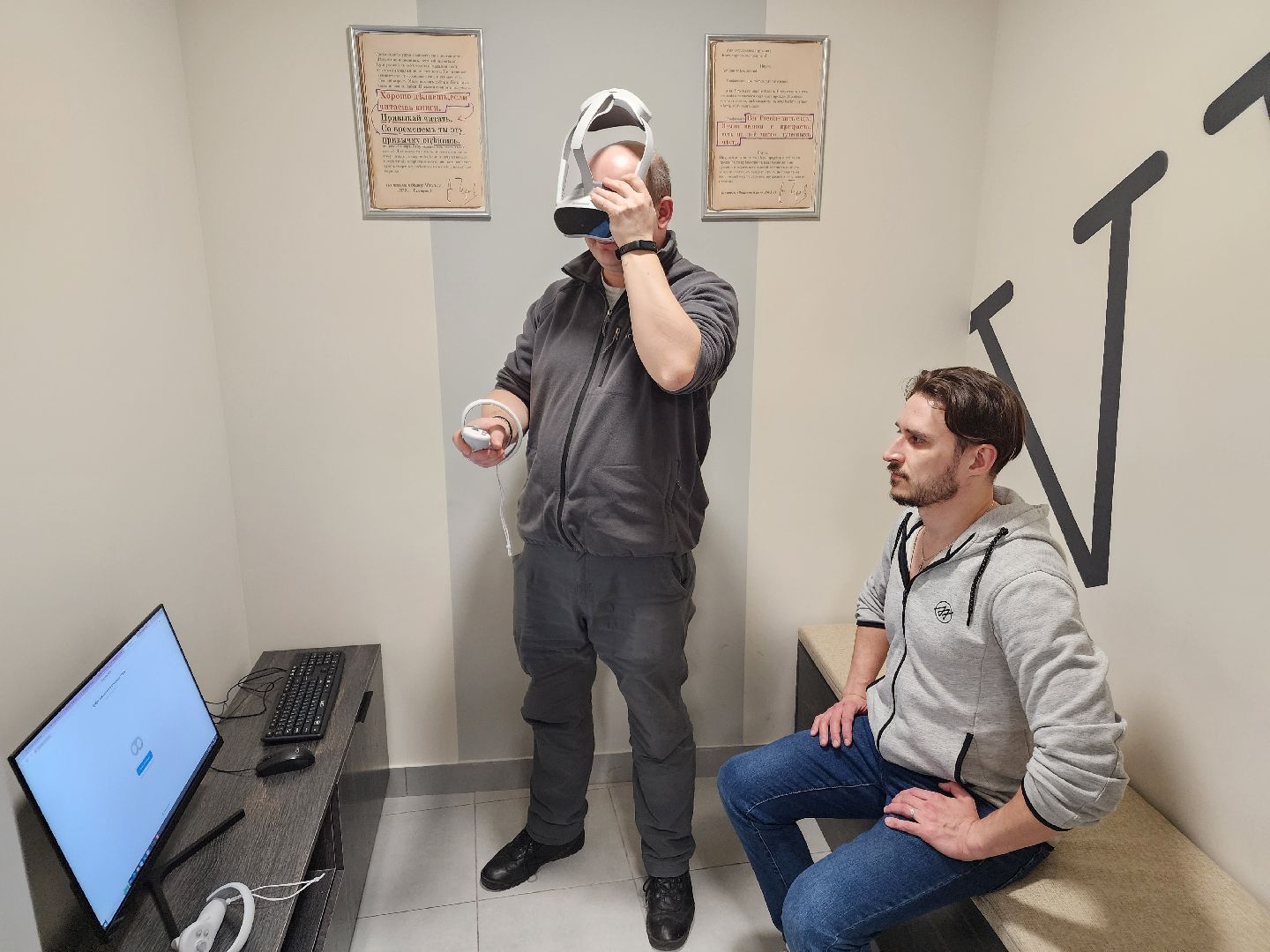 Чехов, улица лопасненская, центральная библиотека, модельная библиотека, vr-очки, vr-кабинки, виртуальная реальность, МедиаМол, нацпроект Культура, госпрограмма московской области, культура и туризм Подмосковья,