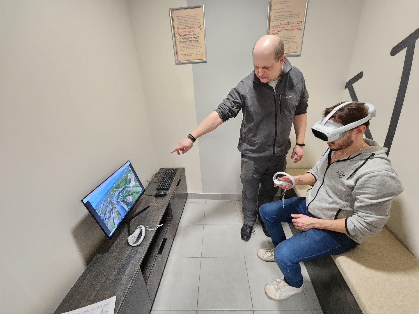 Чехов, улица лопасненская, центральная библиотека, модельная библиотека, vr-очки, vr-кабинки, виртуальная реальность, МедиаМол, нацпроект Культура, госпрограмма московской области, культура и туризм Подмосковья,