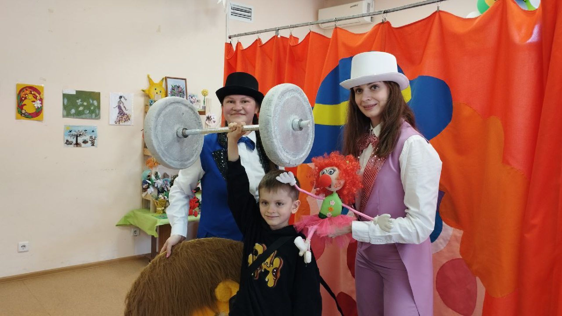 ивантеевка, центр социального обслуживания, дети с овз, кукольный спекаткль,социализация детей,цирковое искусство,
