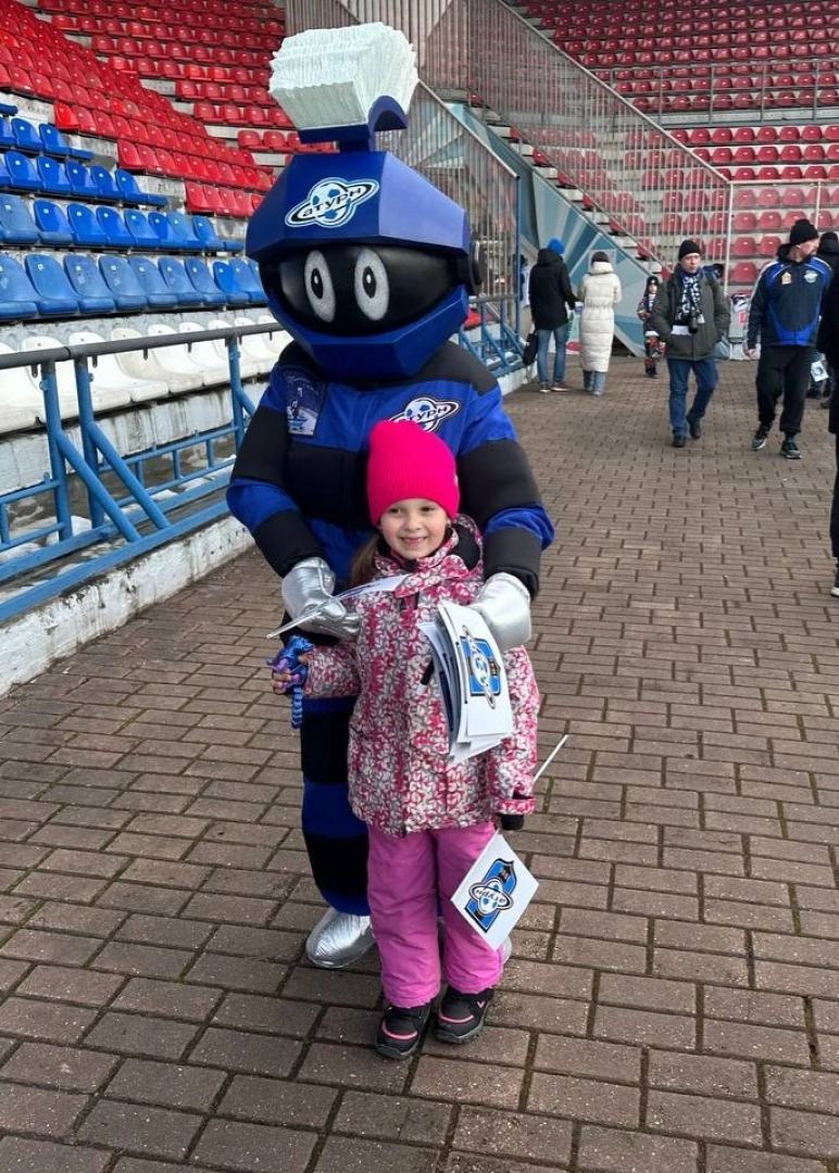 раменское, футбол, спорт, сатурн, леон сатурн,