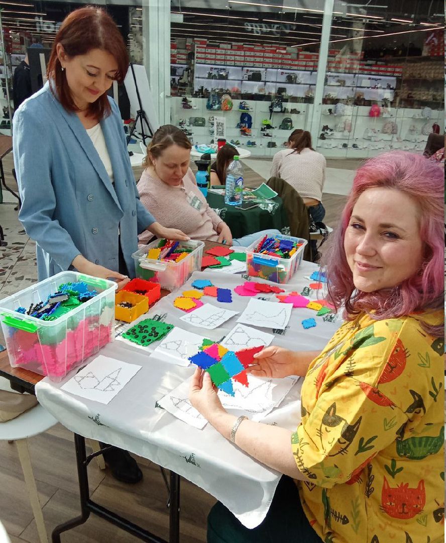 пушкино, волонтер, пушкино парк, бездомные животные, кошки, собаки,  пристройство,