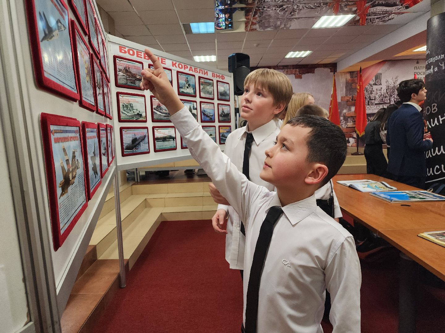 фрязино, открытие выставки, 80-летие победы, ветеран вов, день победы,