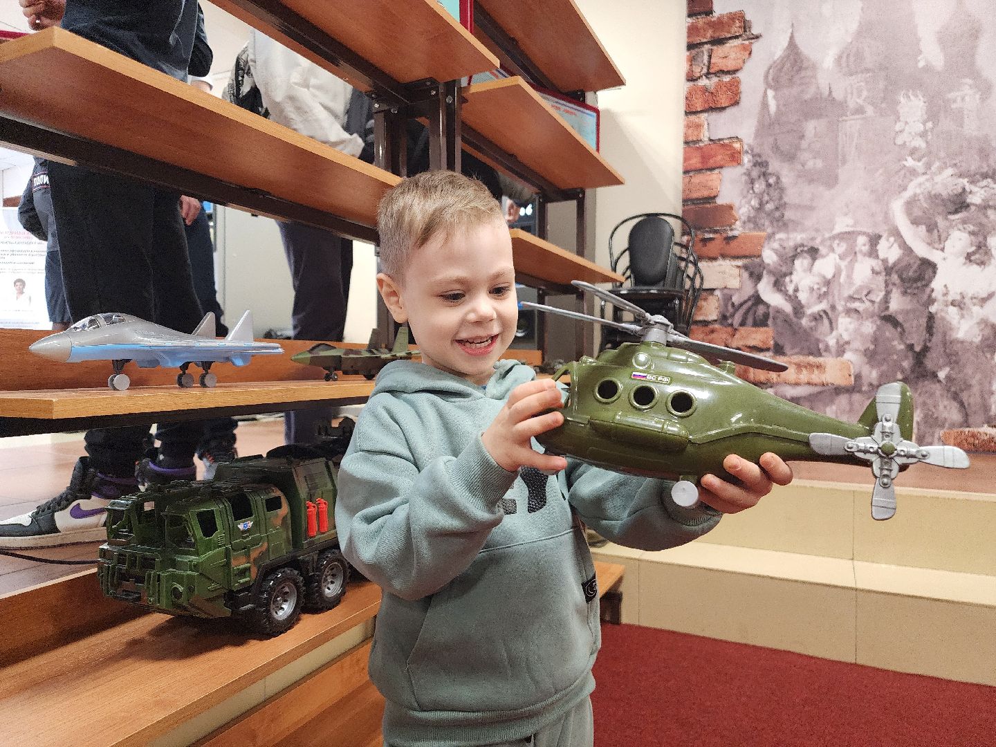 фрязино, открытие выставки, 80-летие победы, ветеран вов, день победы,