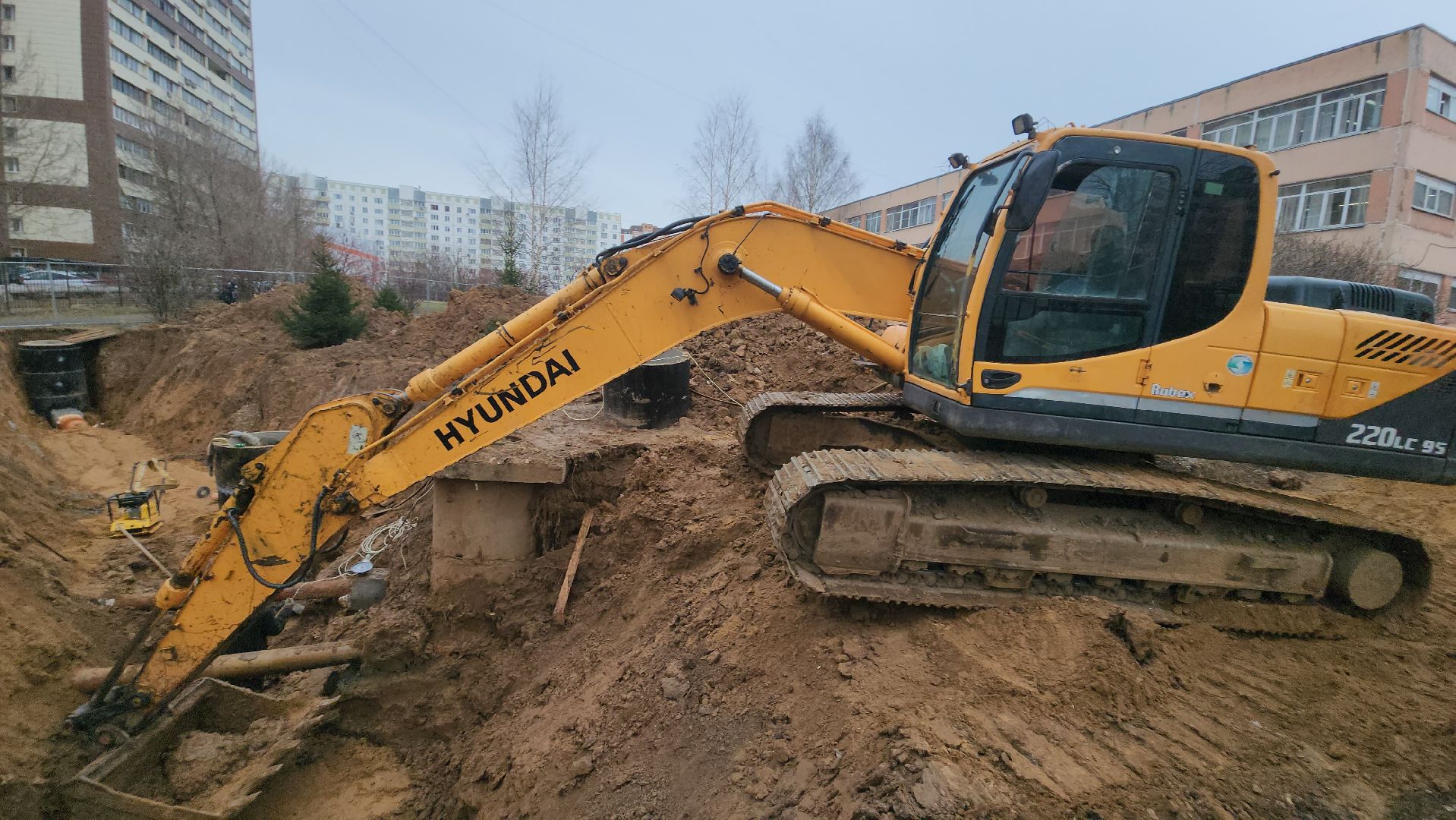 долгопрудный, строительство школ, гимназия 13, пристройка, внешние коммуникации,