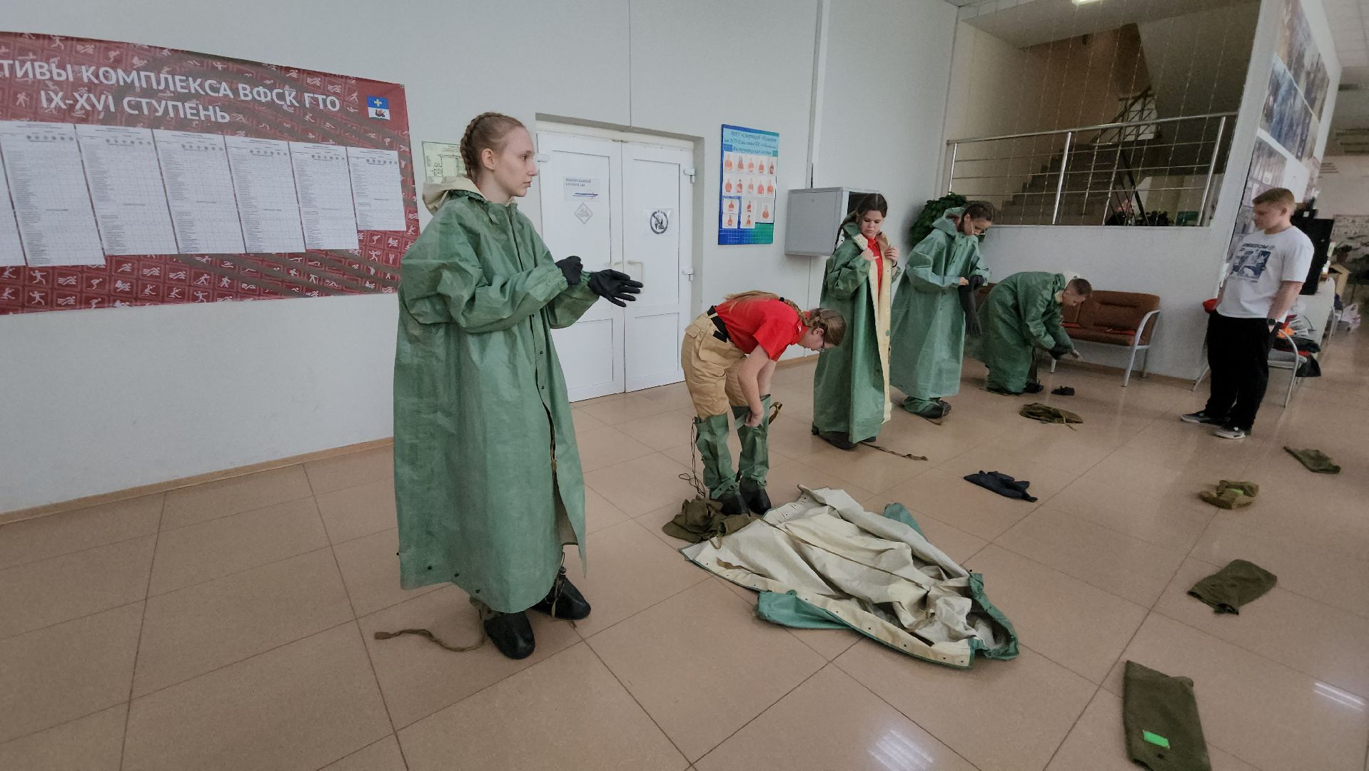 кашира, зарница 2 0, военно-патриотическая игра, школа, школьники, движение первых, юнармия, соревнования,