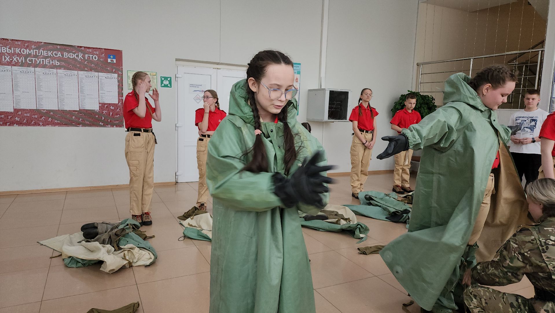 кашира, зарница 2 0, военно-патриотическая игра, школа, школьники, движение первых, юнармия, соревнования,