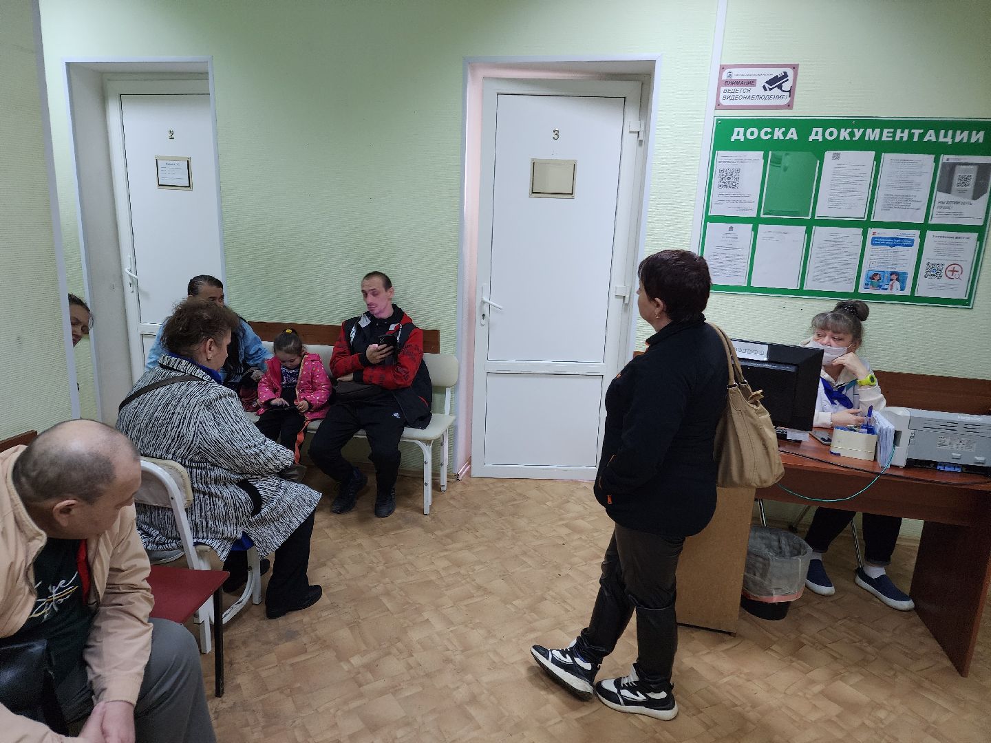 Чехов, улица Пионерская 8, поликлиника , кабинет неотложной помощи, ЭКГ, переезд, ремонт поликлиники , чеховская больница,