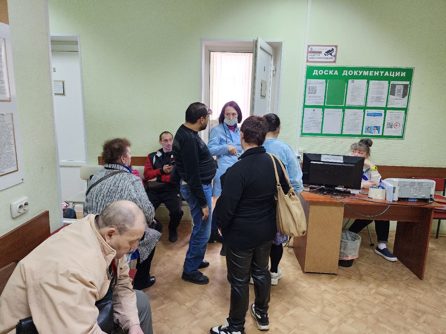 Чехов, улица Пионерская 8, поликлиника , кабинет неотложной помощи, ЭКГ, переезд, ремонт поликлиники , чеховская больница,