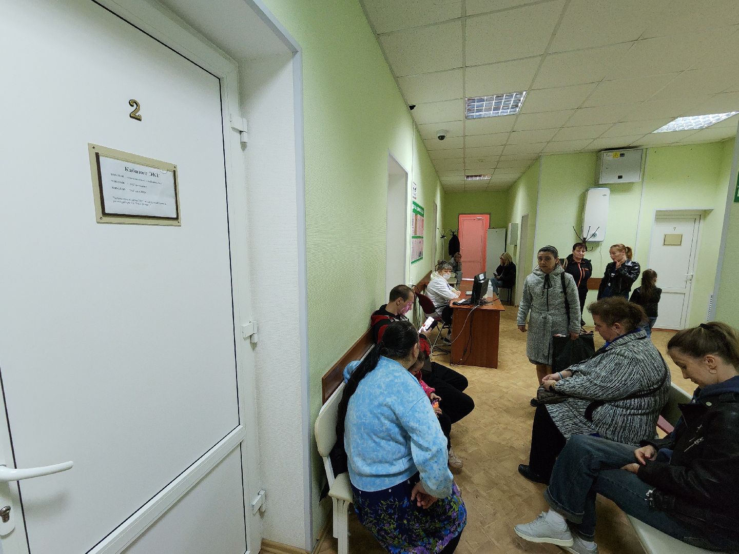 Чехов, улица Пионерская 8, поликлиника , кабинет неотложной помощи, ЭКГ, переезд, ремонт поликлиники , чеховская больница,