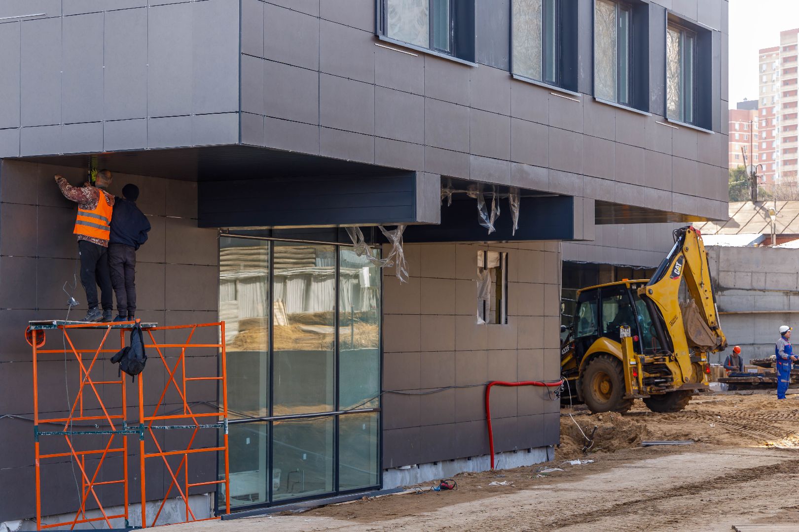 люберцы,  строительство поликлиники, строители,