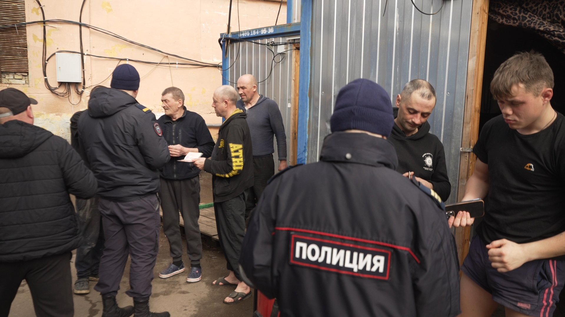 мигранты, постановка на воинский учт, рейд по мигрантам, следственный комитет по рвсн, власиха рвсн,