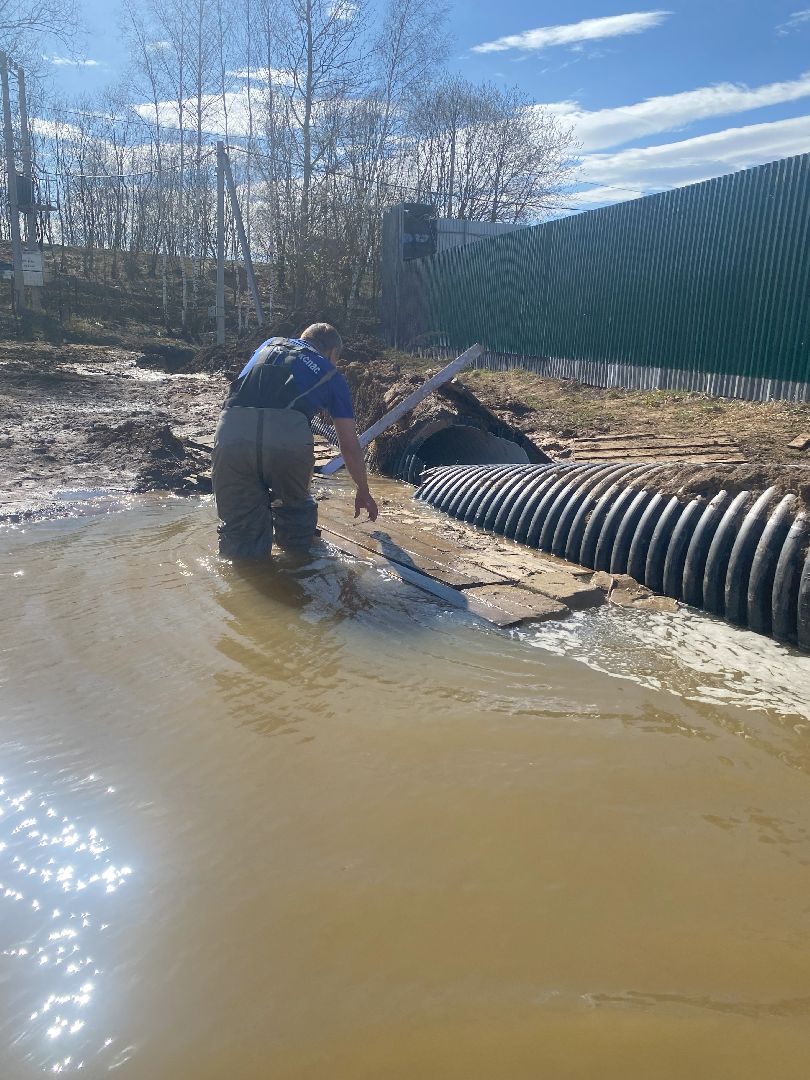 Чехов, деревня Чепелево, улица Энтузиастов, наводнение, подтопление, разлив воды, пруды, дренажная система, МЧС, Мособлпожспас,