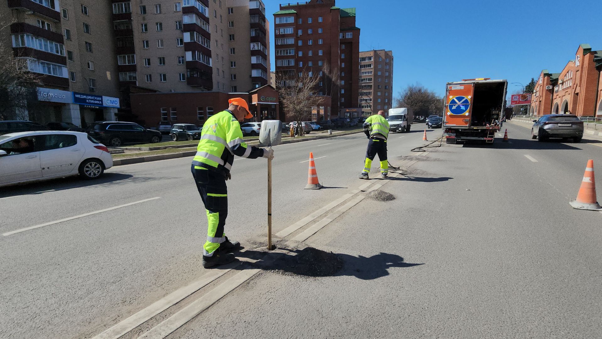Истра, Ремонт дороги, тросовое ограждение,