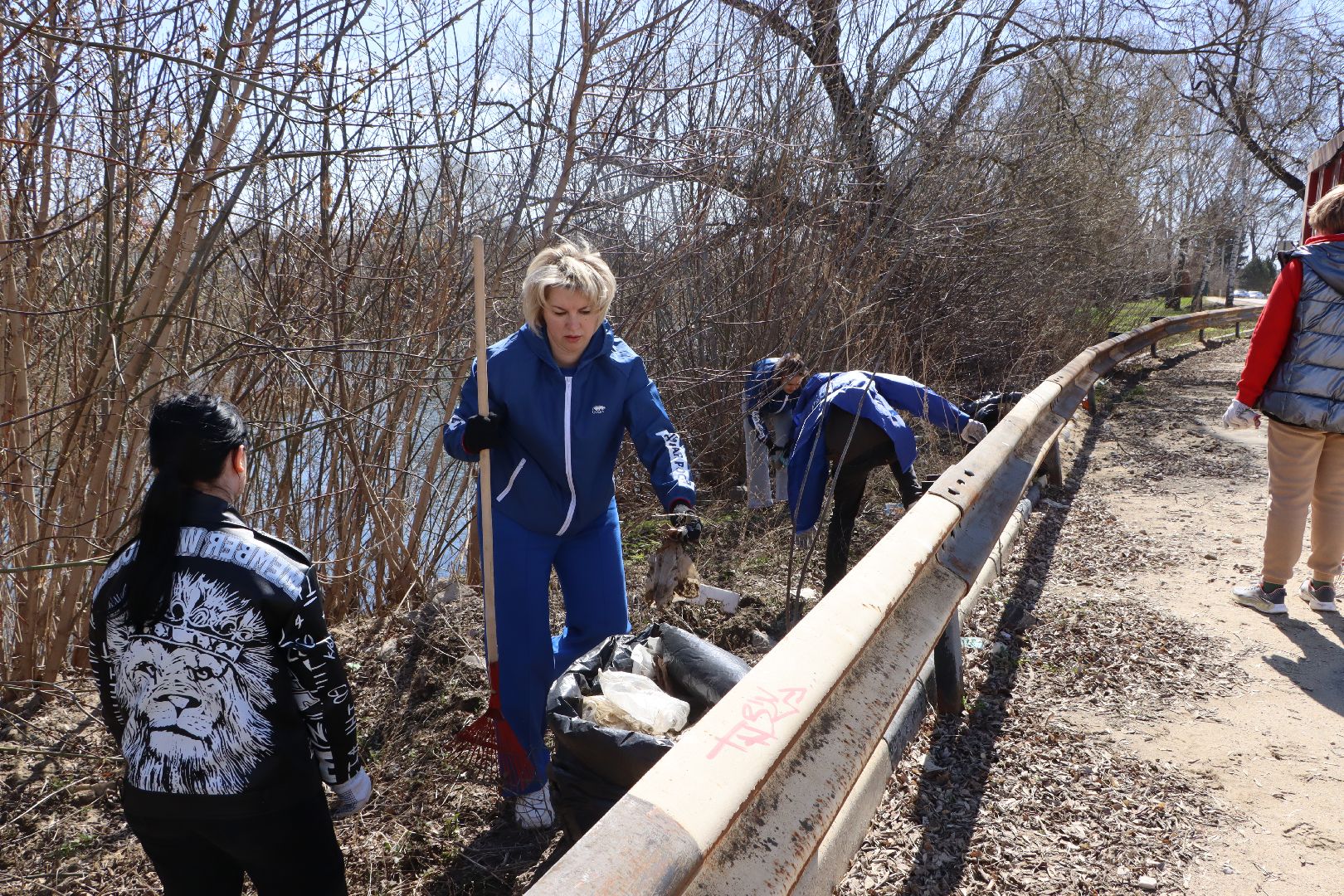 экология, серебряные пруды, молодая гвардия серебряные пруды, могок, осетр, субботник,