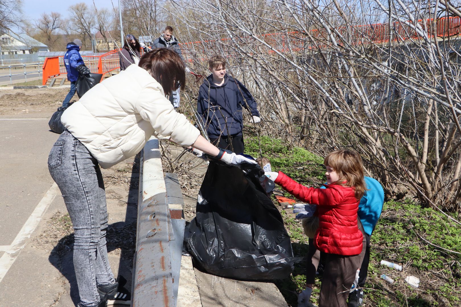 экология, серебряные пруды, молодая гвардия серебряные пруды, могок, осетр, субботник,