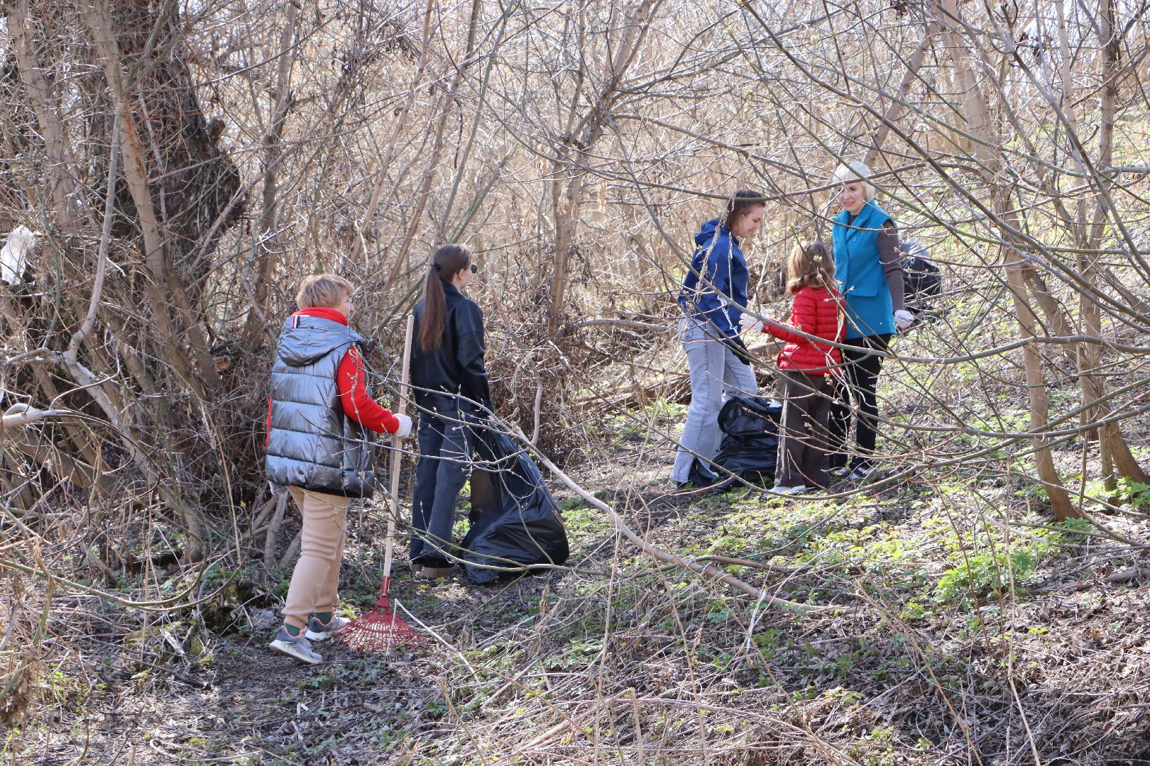 экология, серебряные пруды, молодая гвардия серебряные пруды, могок, осетр, субботник,