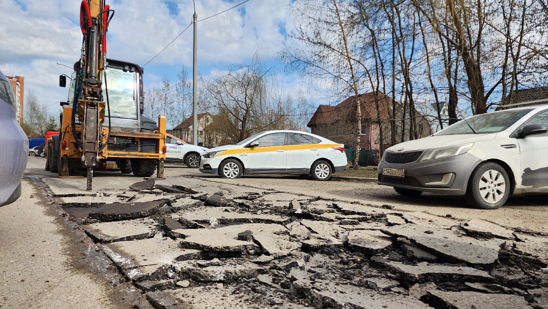 ремонт, ремонт дорог, дорожная безопасность, дорога, двор, домодедово, подмосковье, асфальт, асфальтирование улицы, улица,
