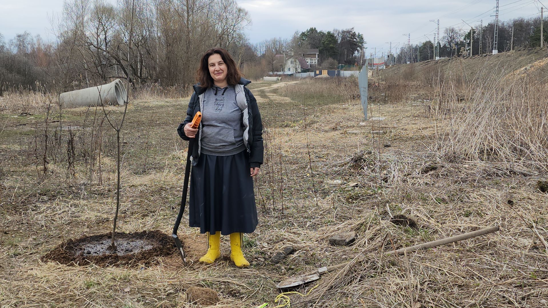 пушкино, микрорайон, высадка деревьев, сосна, ель, дуб, клен, калина, волонтеры, жители, активисты,