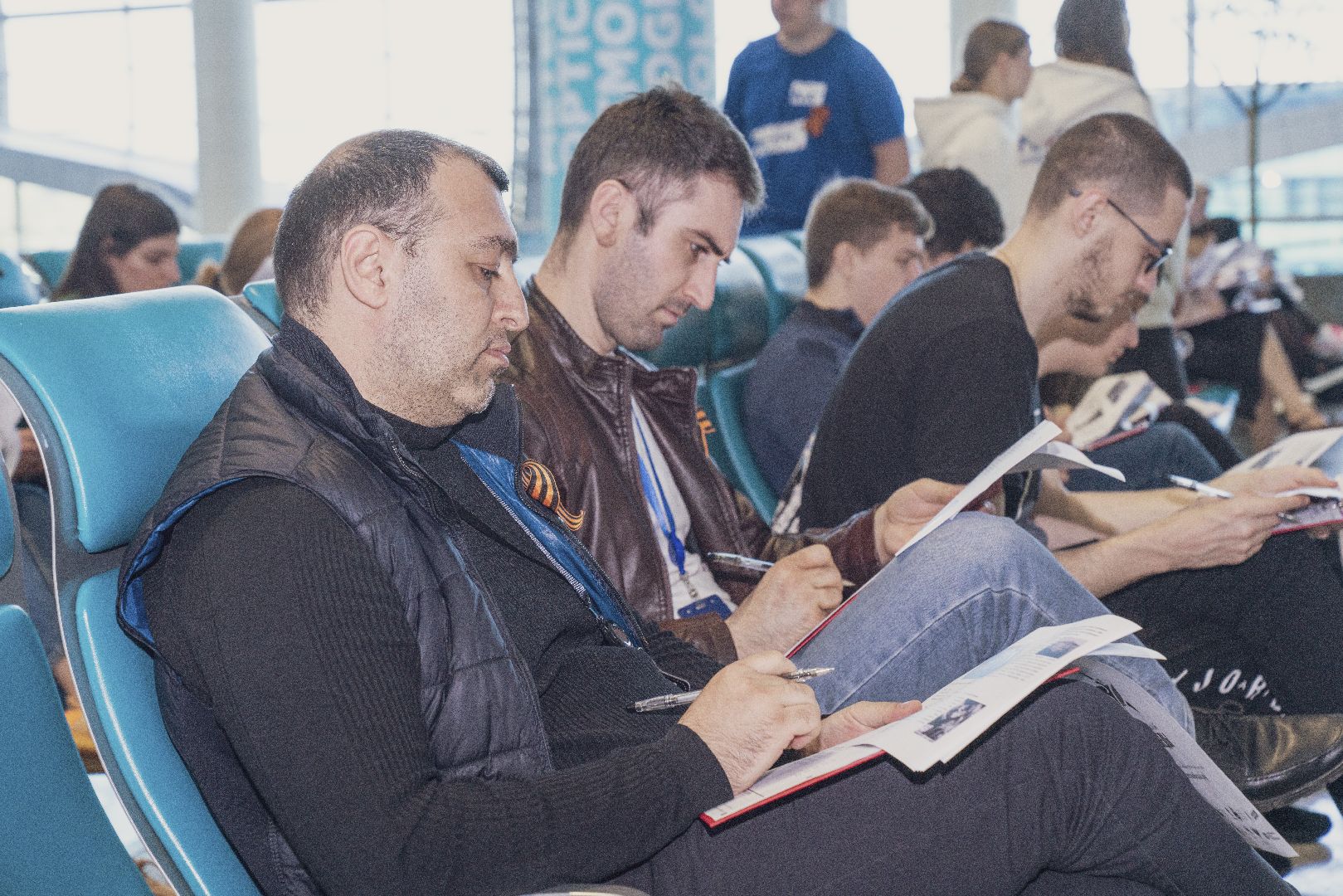 Аэропорт Домодедово, Диктант Победы, история