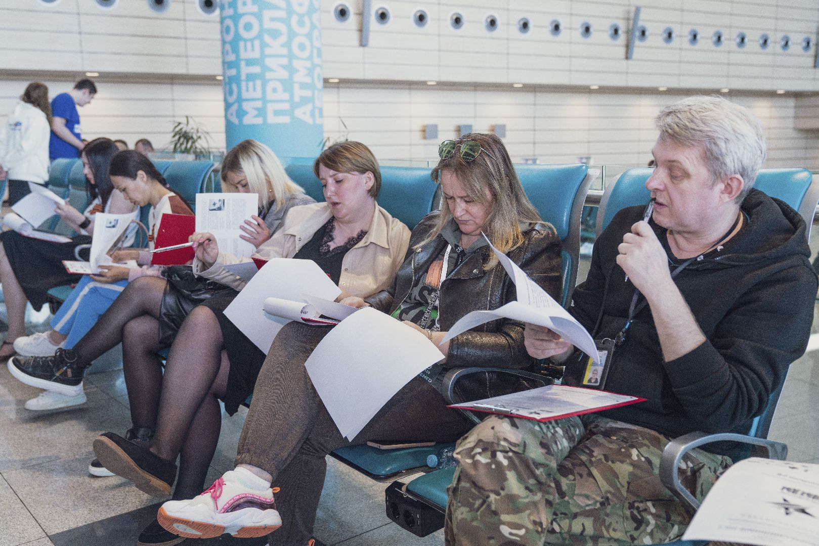 Аэропорт Домодедово, Диктант Победы, история