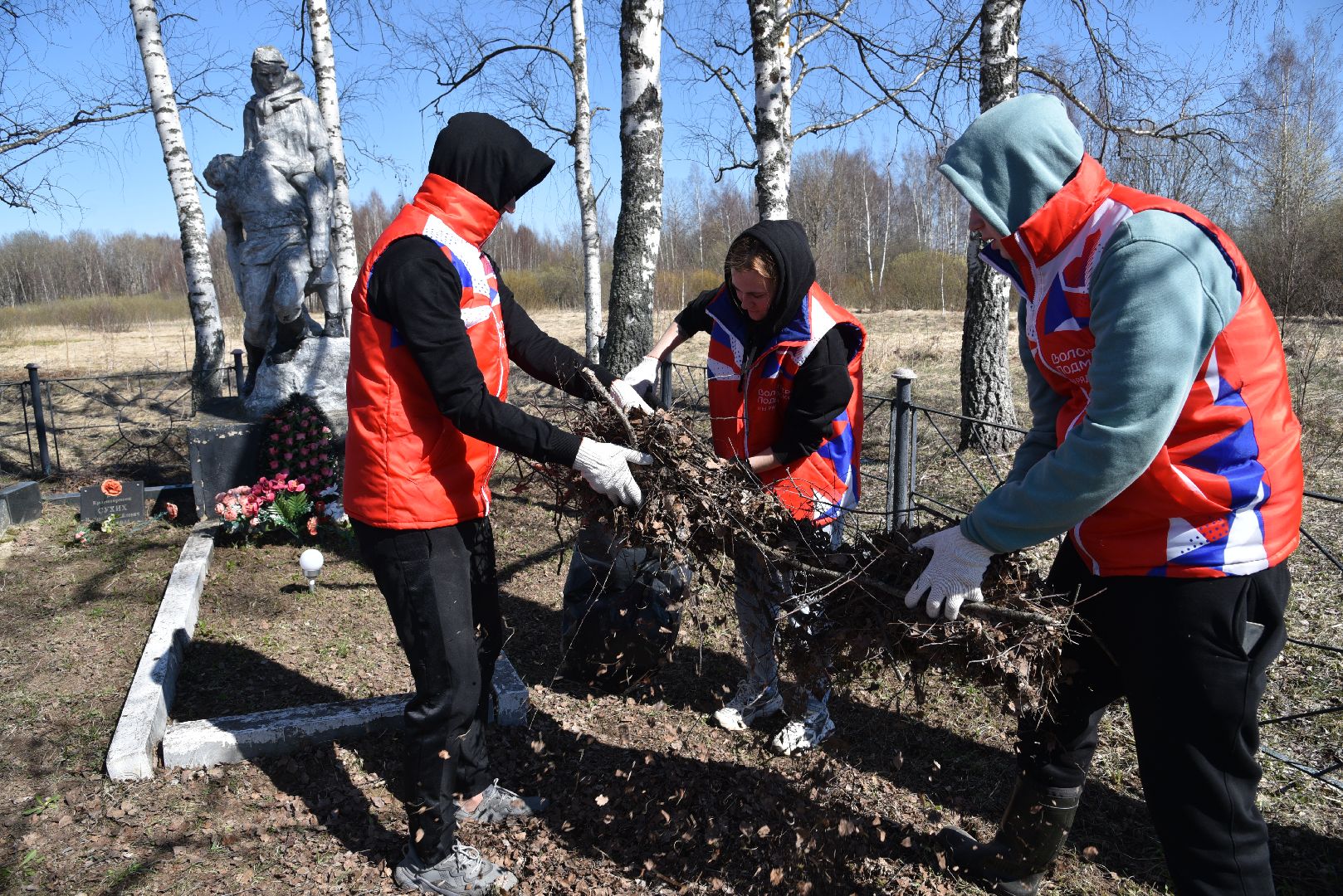 лотошино, волонтер подмосковья, день победы,