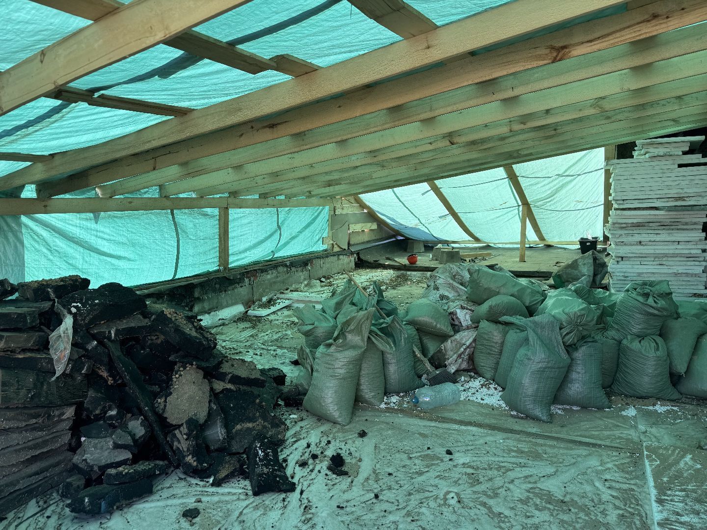 ремонт крыши , ленинский городской округ, последствия атаки беспилотников ,