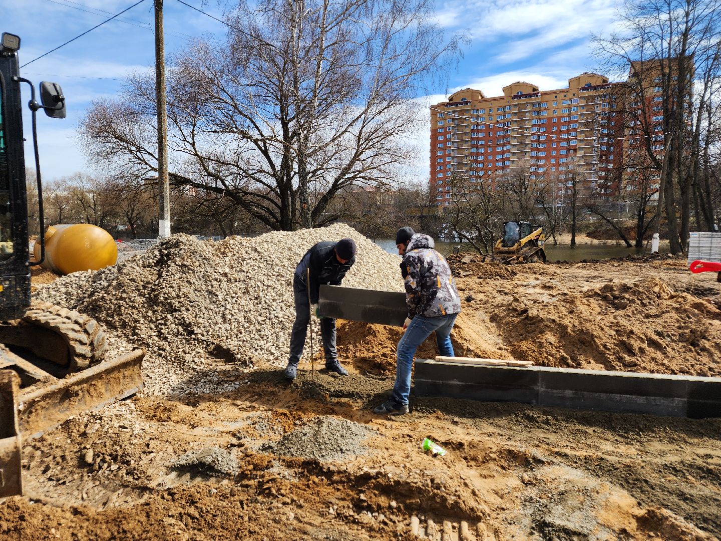 Чехов, улица Береговая, набережная реки теребенка, благоустройство, реконструкция, обновление, смотровая площадка, пешеходные дорожки, сеть водоснабжения, туалет, госпрограмма московской области, формирование комфортной городской среды,
