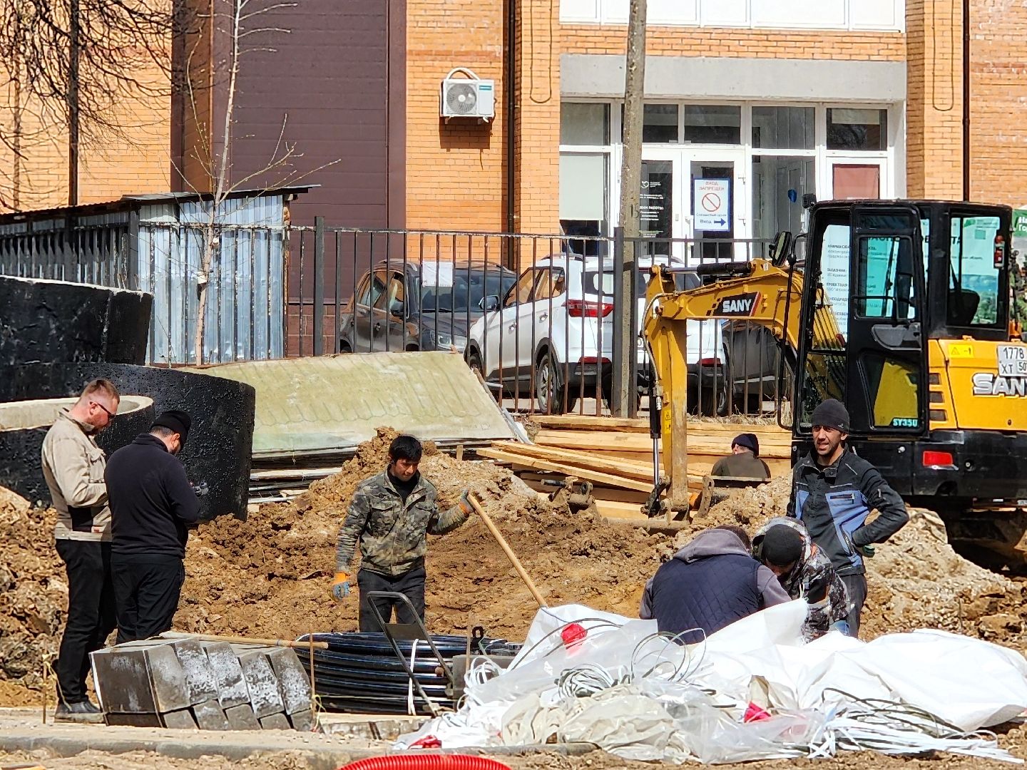 Чехов, улица Береговая, набережная реки теребенка, благоустройство, реконструкция, обновление, смотровая площадка, пешеходные дорожки, сеть водоснабжения, туалет, госпрограмма московской области, формирование комфортной городской среды,