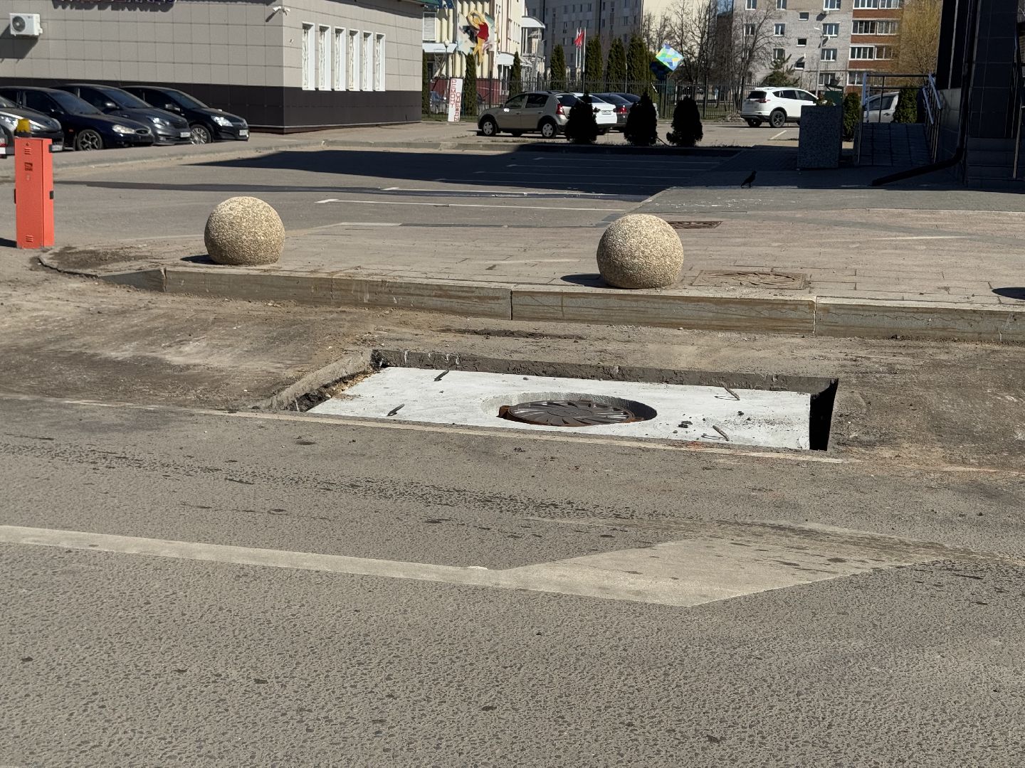 шаховская, канализационные колодцы, коммунальная служба,