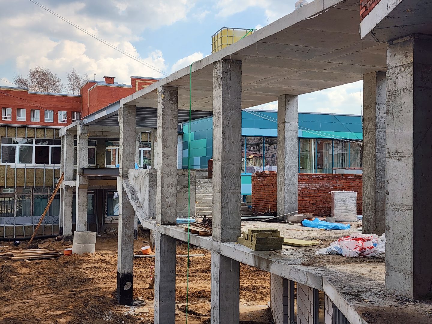 королёв, строительство перехода,  новая пристройка к школе, губернатор московской области,