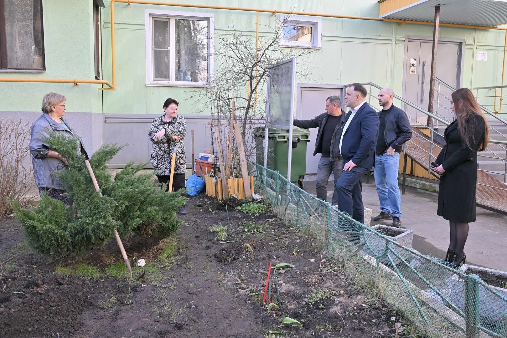 обход территории, власиха глава города, микрорайон заозерный власиха, власиха заозерный, благоустройство территории,
