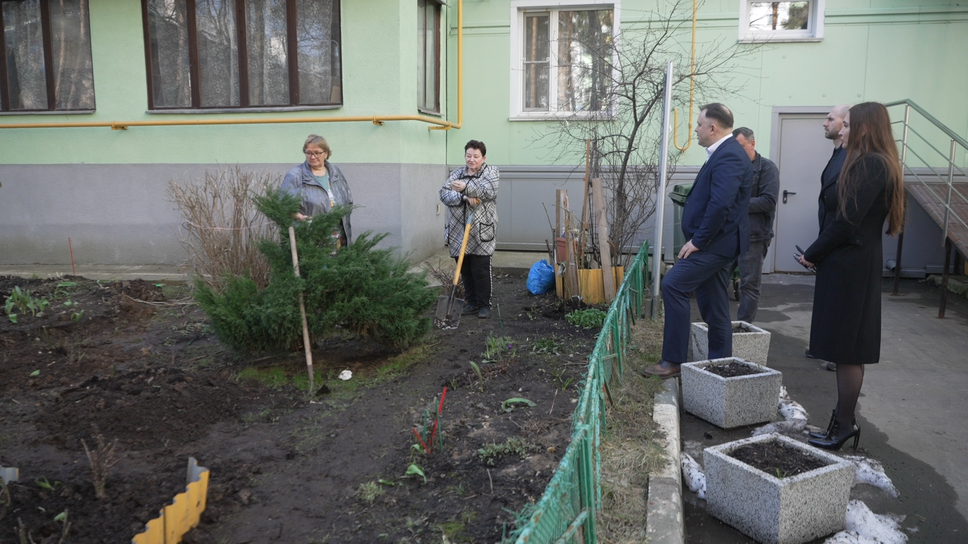 обход территории, власиха глава города, микрорайон заозерный власиха, власиха заозерный, благоустройство территории,