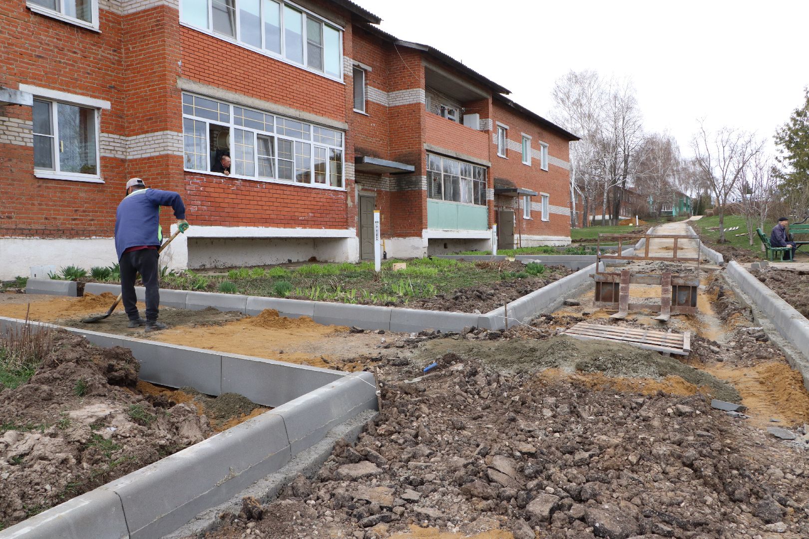 благоустройство, комплексное благоустройство дворовой территории, Формирование комфортной городской среды, Жилье и городская средаt, серебряные прудывидео с коптера,