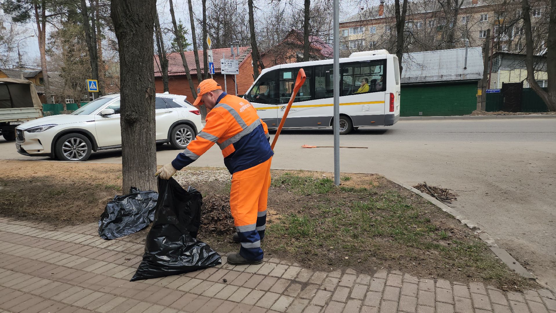 пушкино, уборка территорий, коммунальная служба, мои документы, уборка газонов,вертикалки,