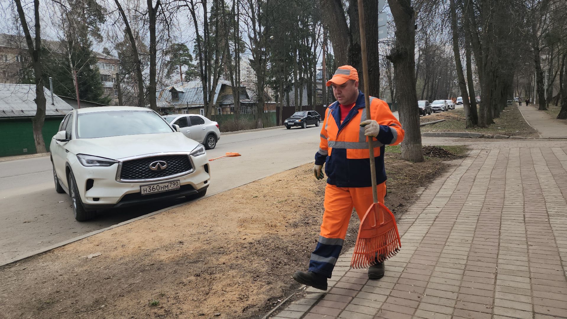 пушкино, уборка территорий, коммунальная служба, мои документы, уборка газонов,вертикалки,