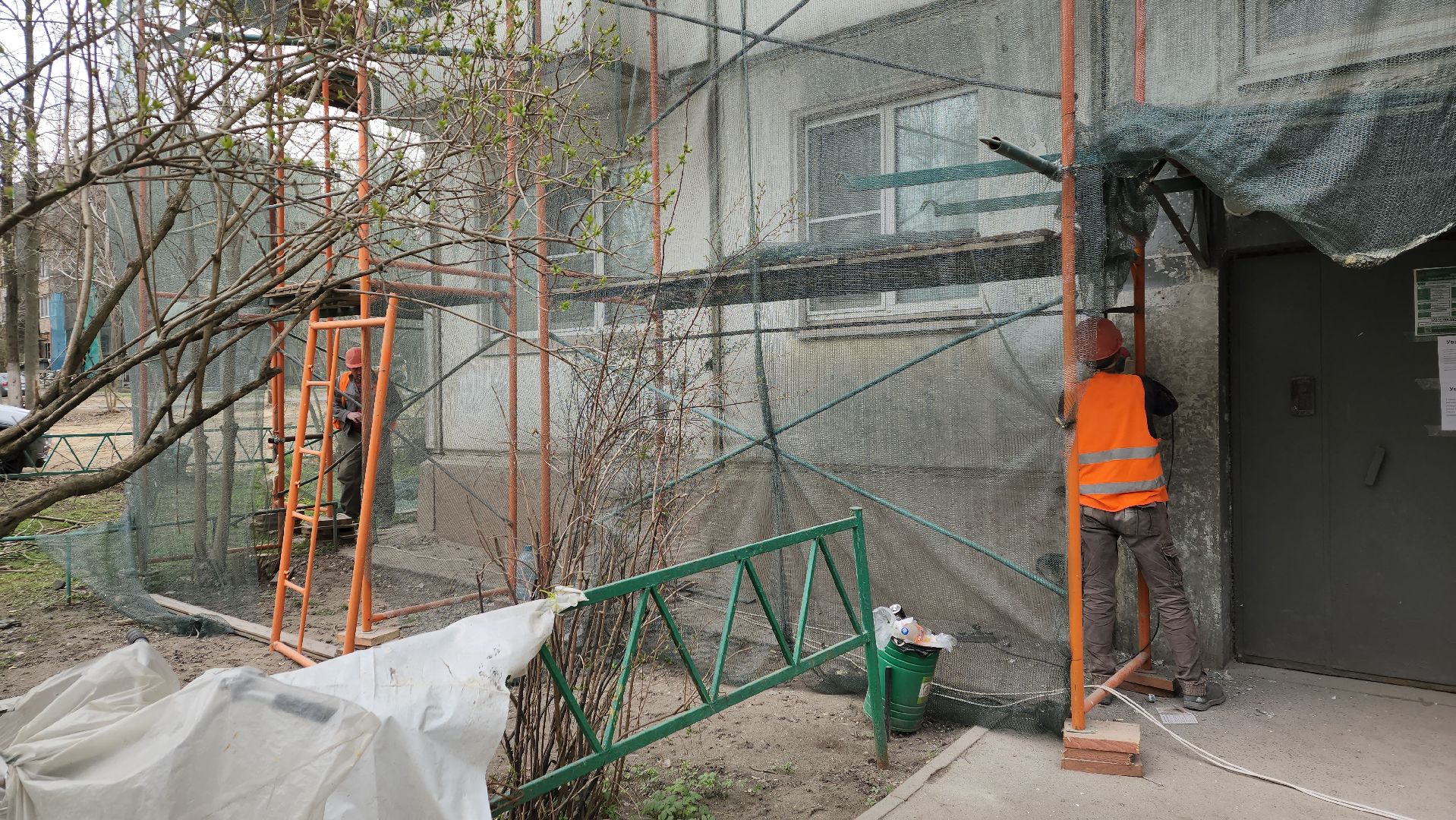 пушкино, капремонт, ремонт фасада дома, подрядная организация, штукатурные работы,вертикалки,