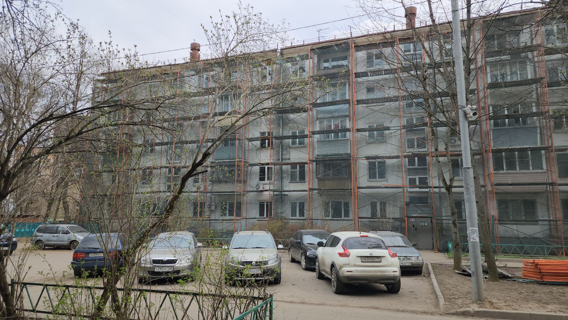 пушкино, капремонт, ремонт фасада дома, подрядная организация, штукатурные работы,вертикалки,