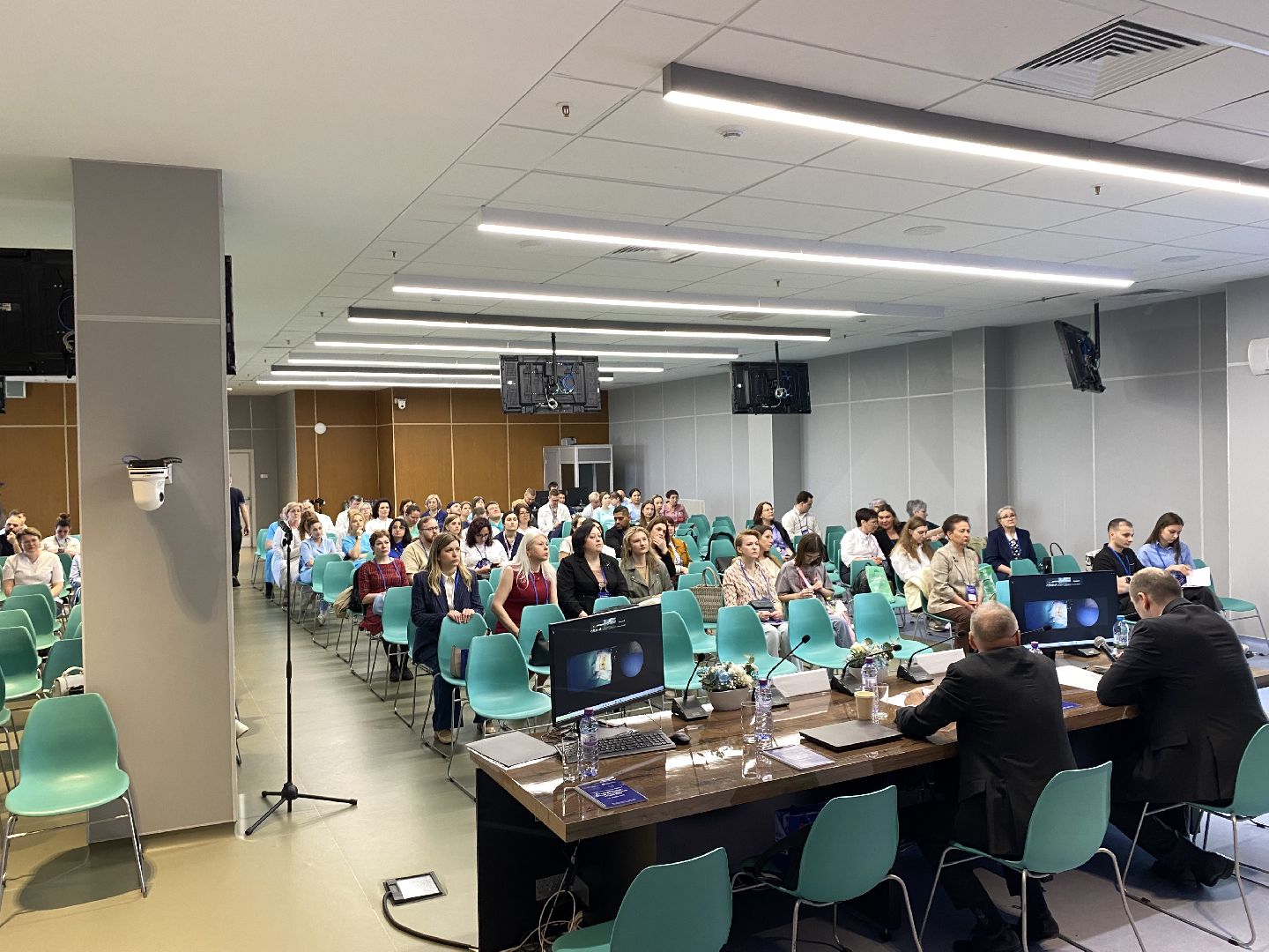 Клинический центр Рошаля , офтальмология, офтальмологическое оборудование,