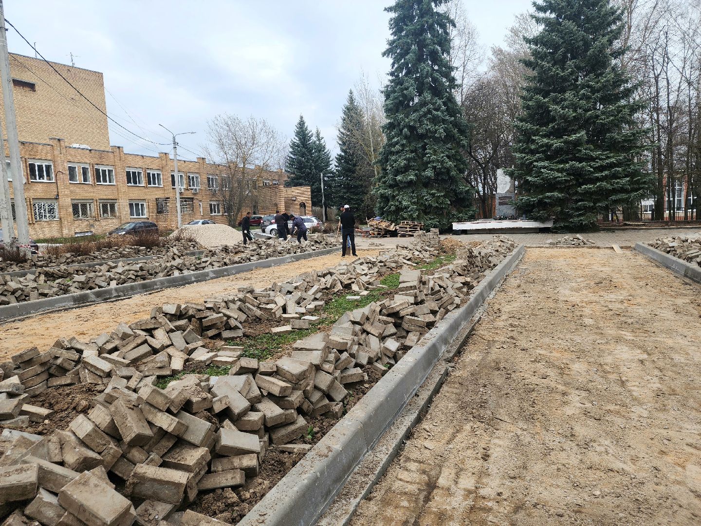 липицы, серпухов, 80 - летие победы, благоустройство памятников,