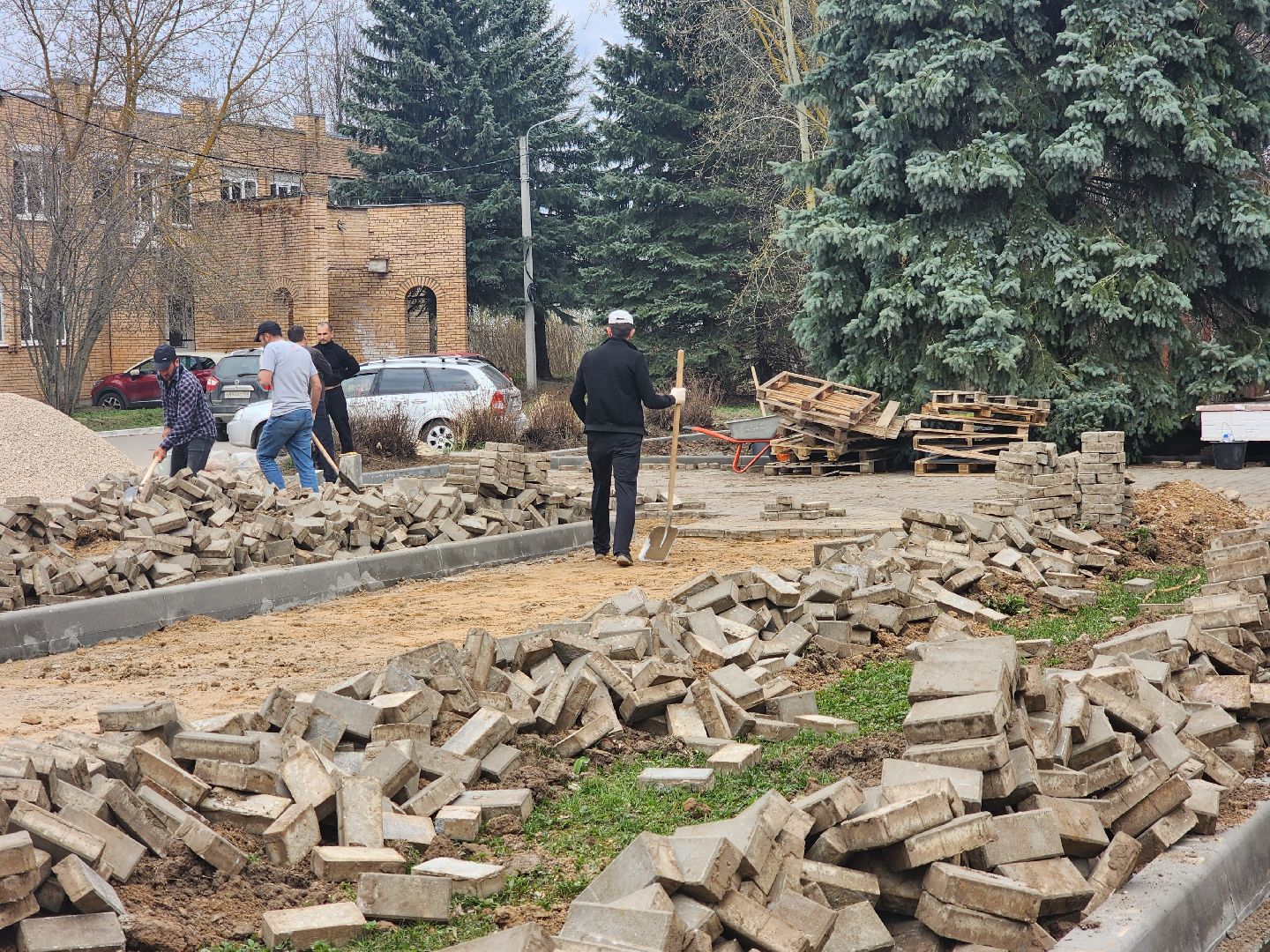 липицы, серпухов, 80 - летие победы, благоустройство памятников,