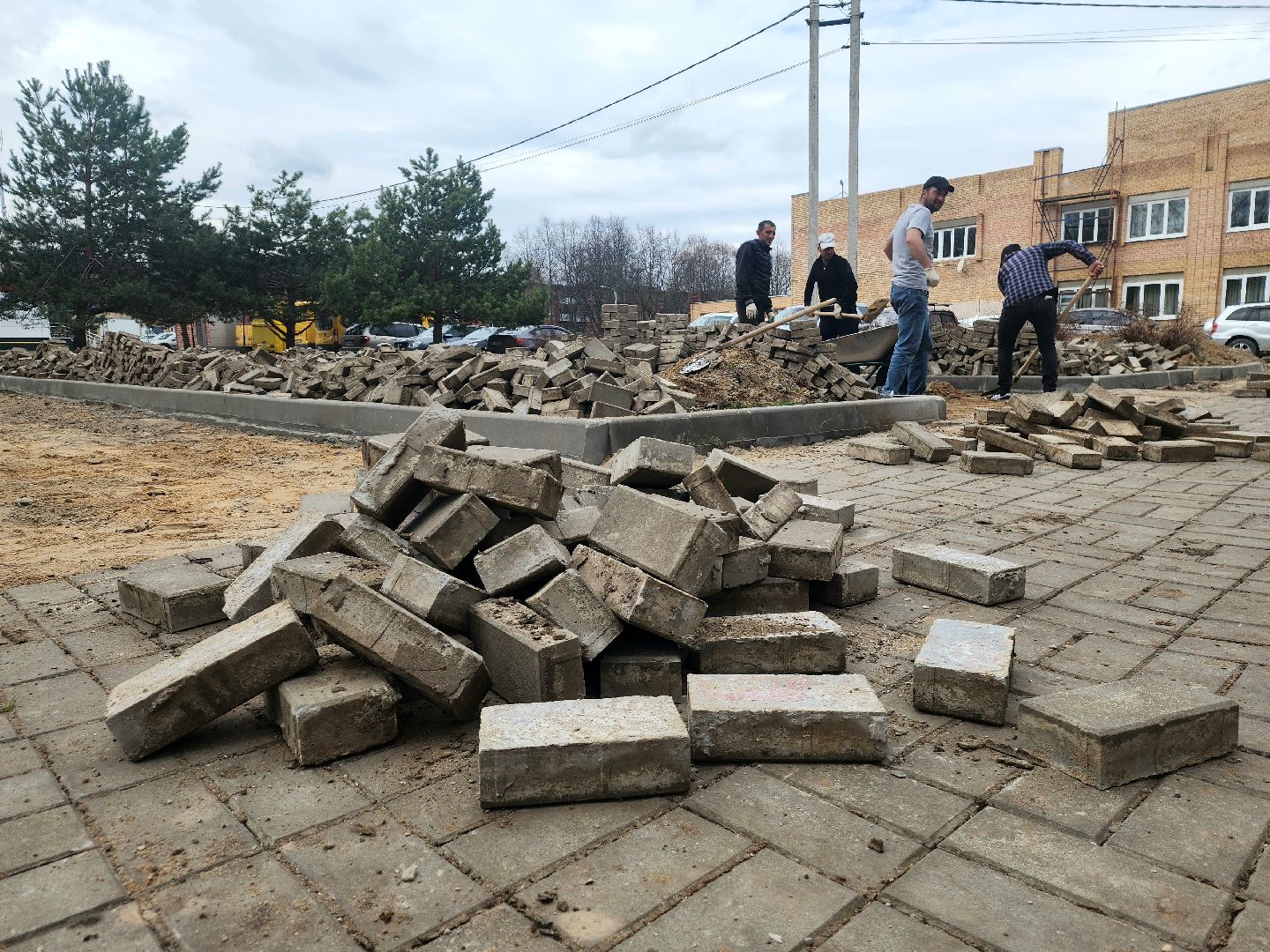 липицы, серпухов, 80 - летие победы, благоустройство памятников,
