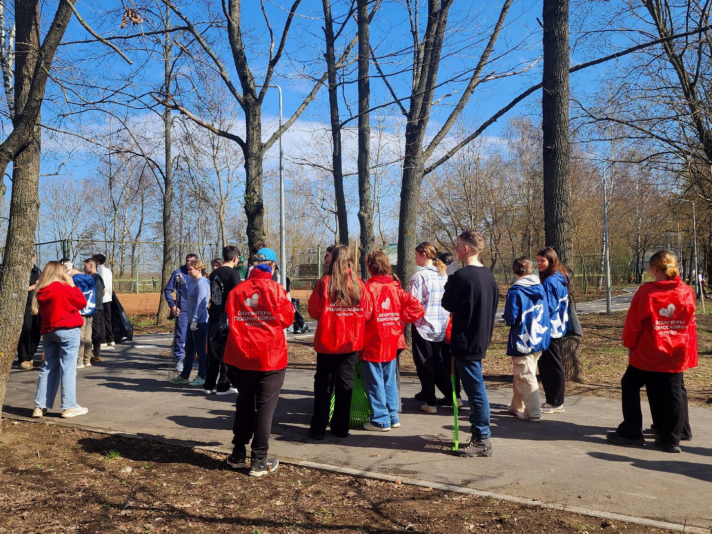 дубна, набережная, субботник, мы за чистоту, волонтеры подмосковья, молодая гвардия,