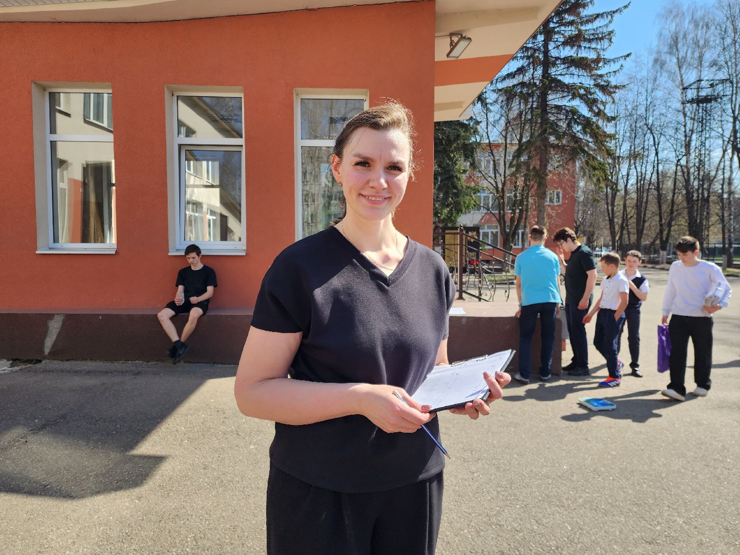 раменское, общество, сбор макулатуры в поддержку российских военных, раменская средняя школа 1,