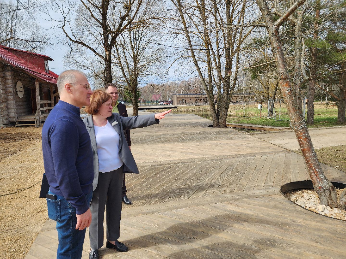 Чехов, село Мелихово, музей-заповедник Мелихово, депутат Госдумы РФ, Александр Коган, встреча с жителями, обращения жителей, реконструкция музея, благоустройство, привокзальная площадь,