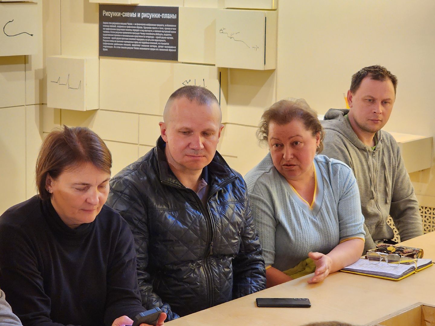 Чехов, село Мелихово, музей-заповедник Мелихово, депутат Госдумы РФ, Александр Коган, встреча с жителями, обращения жителей, реконструкция музея, благоустройство, привокзальная площадь,