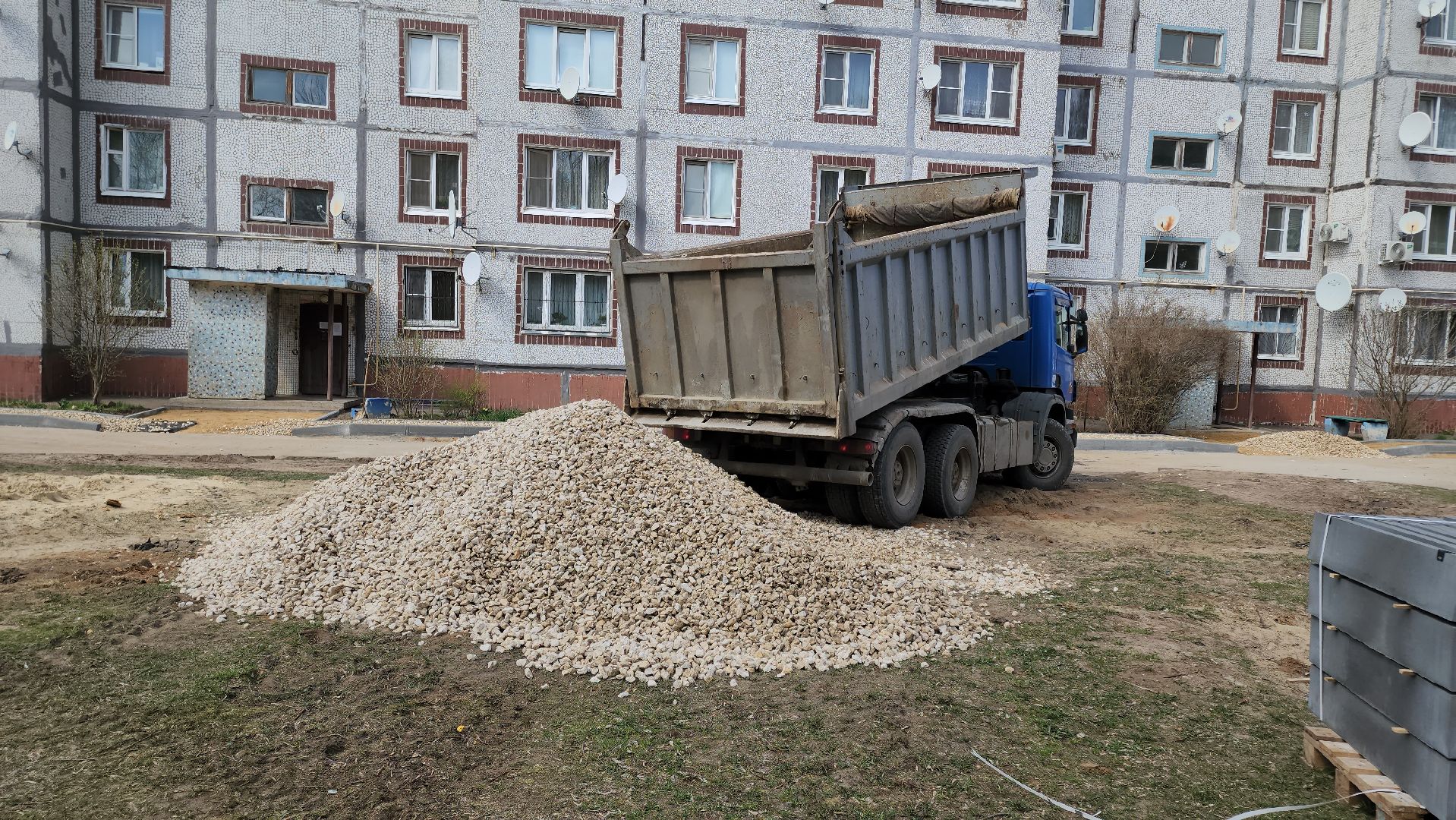 кашира, кбдт, благоустройство, дворовая территория, асфальт, бордюр, парковка,