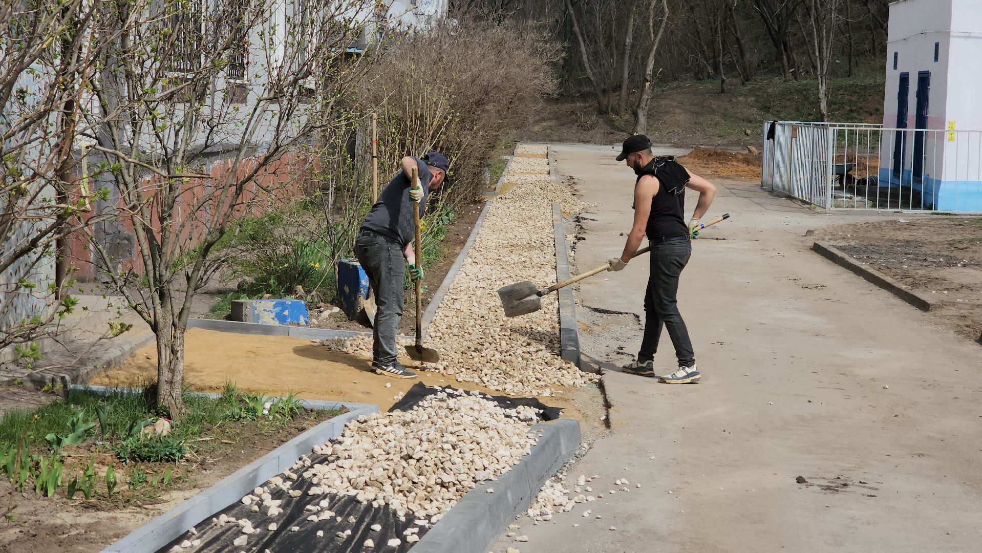 кашира, кбдт, благоустройство, дворовая территория, асфальт, бордюр, парковка,
