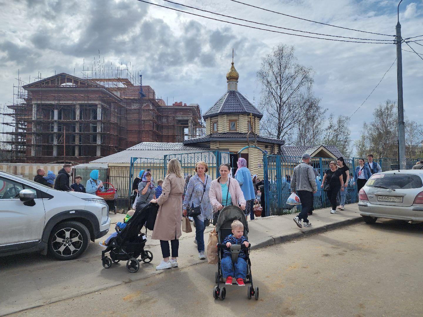 Пасха, Никольский храм, Подольск, Благотворительность, Куличи,