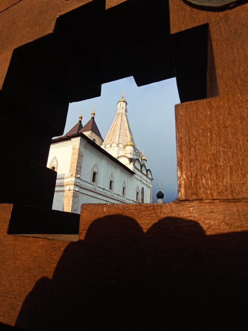 Серпухов, Подмосковье, монастырь, весна, тюльпаны, цветение, черешня, туризм, православие, поломничество