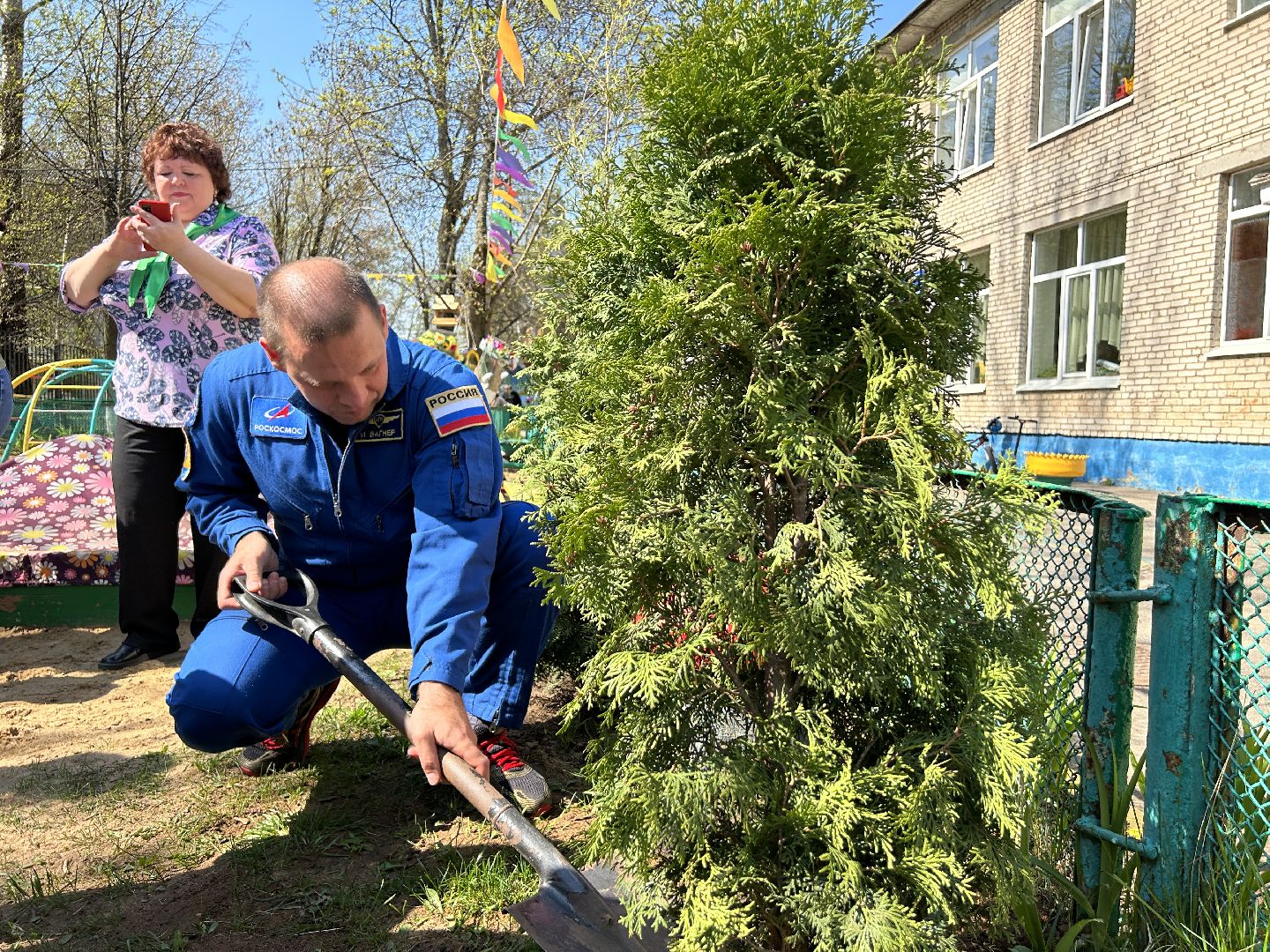 Детский сад, космонавт, благоустройство, акция, космос